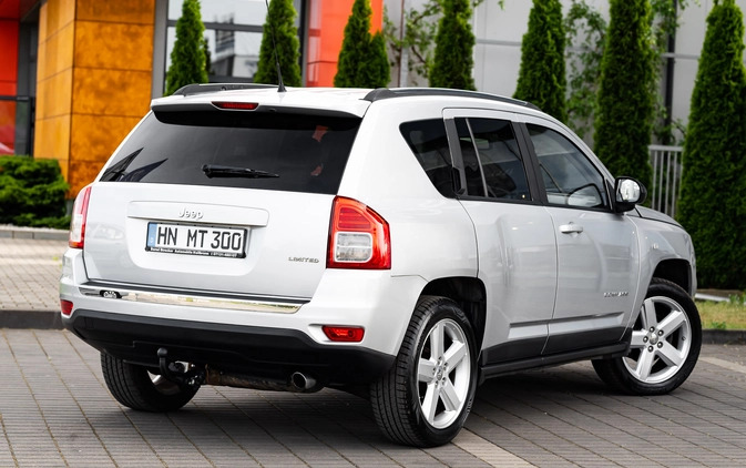 Jeep Compass cena 38900 przebieg: 169000, rok produkcji 2011 z Radom małe 631